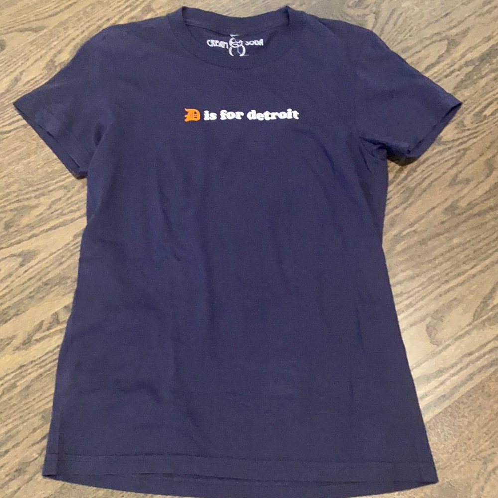 Detroit tee